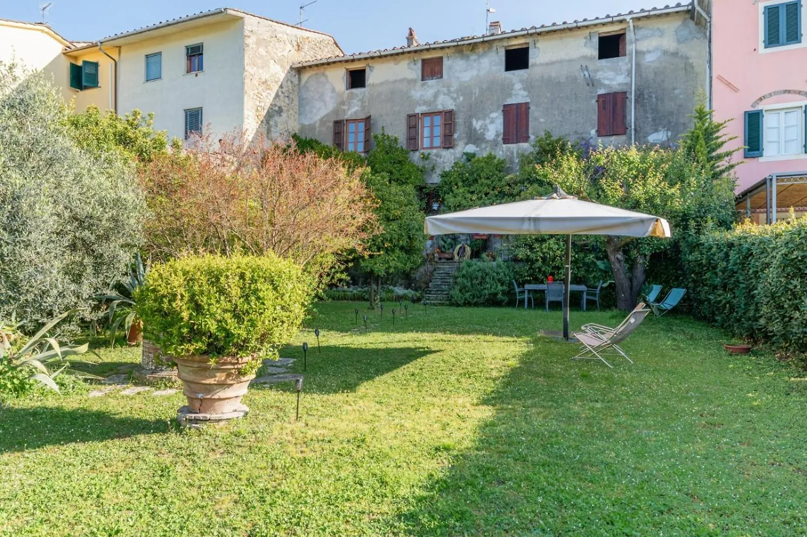 Villa Gabriella Lucca 0*,  İtalya